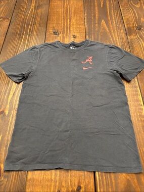 Nike Black Short-Sleeve T-Shirt with Red Alabama 'A' and Swoosh
